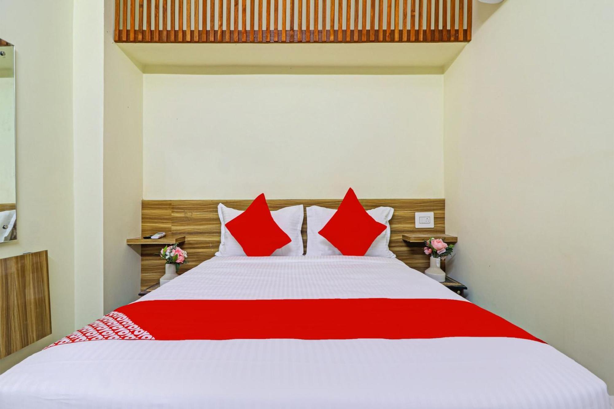 Super Hotel O Dsr Inn Near Nexus Хидерабад Екстериор снимка