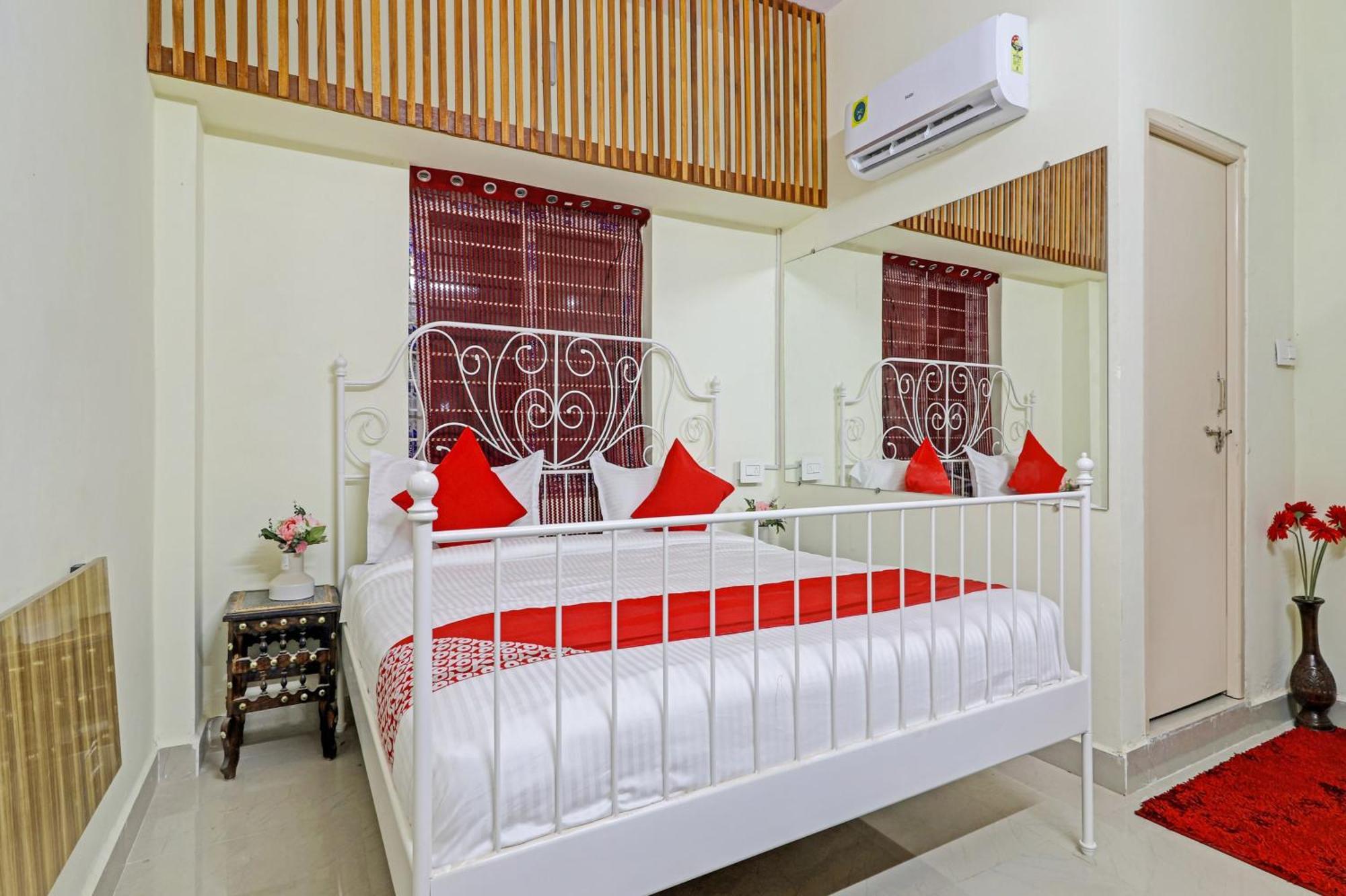 Super Hotel O Dsr Inn Near Nexus Хидерабад Екстериор снимка