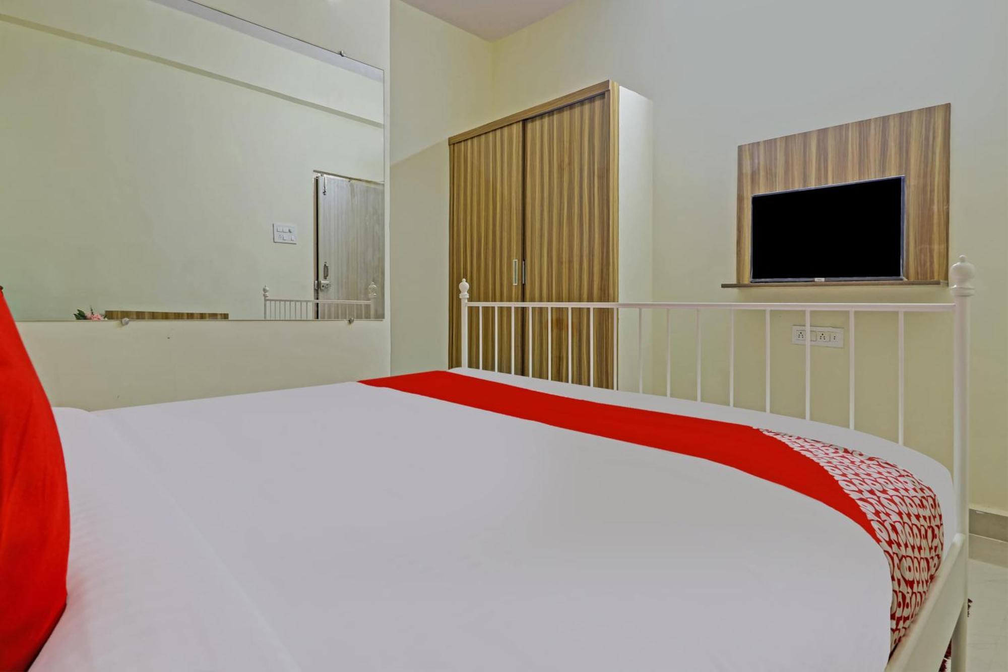 Super Hotel O Dsr Inn Near Nexus Хидерабад Екстериор снимка