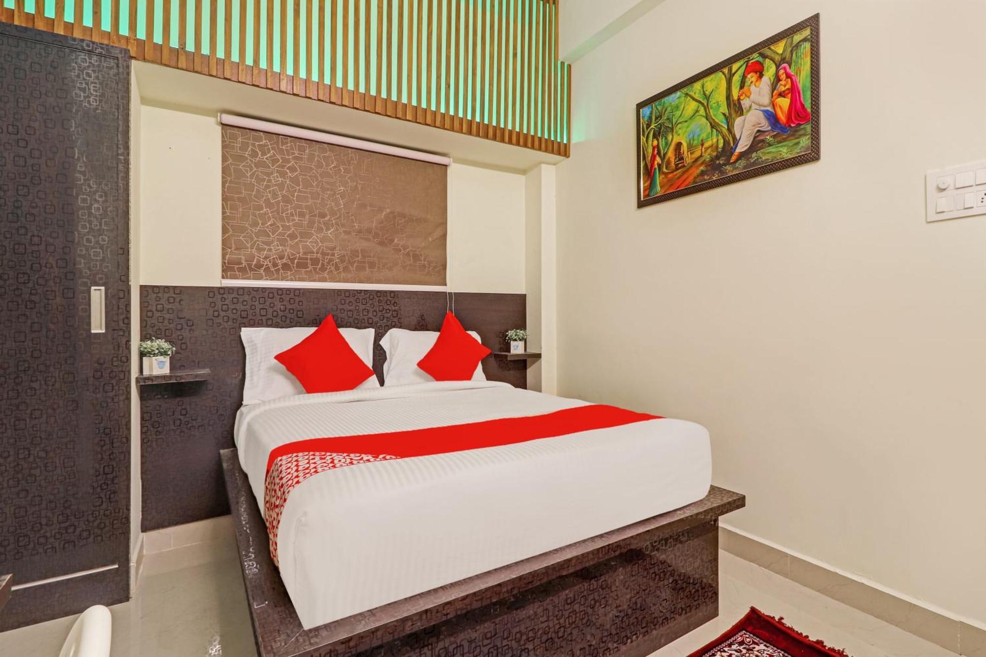 Super Hotel O Dsr Inn Near Nexus Хидерабад Екстериор снимка